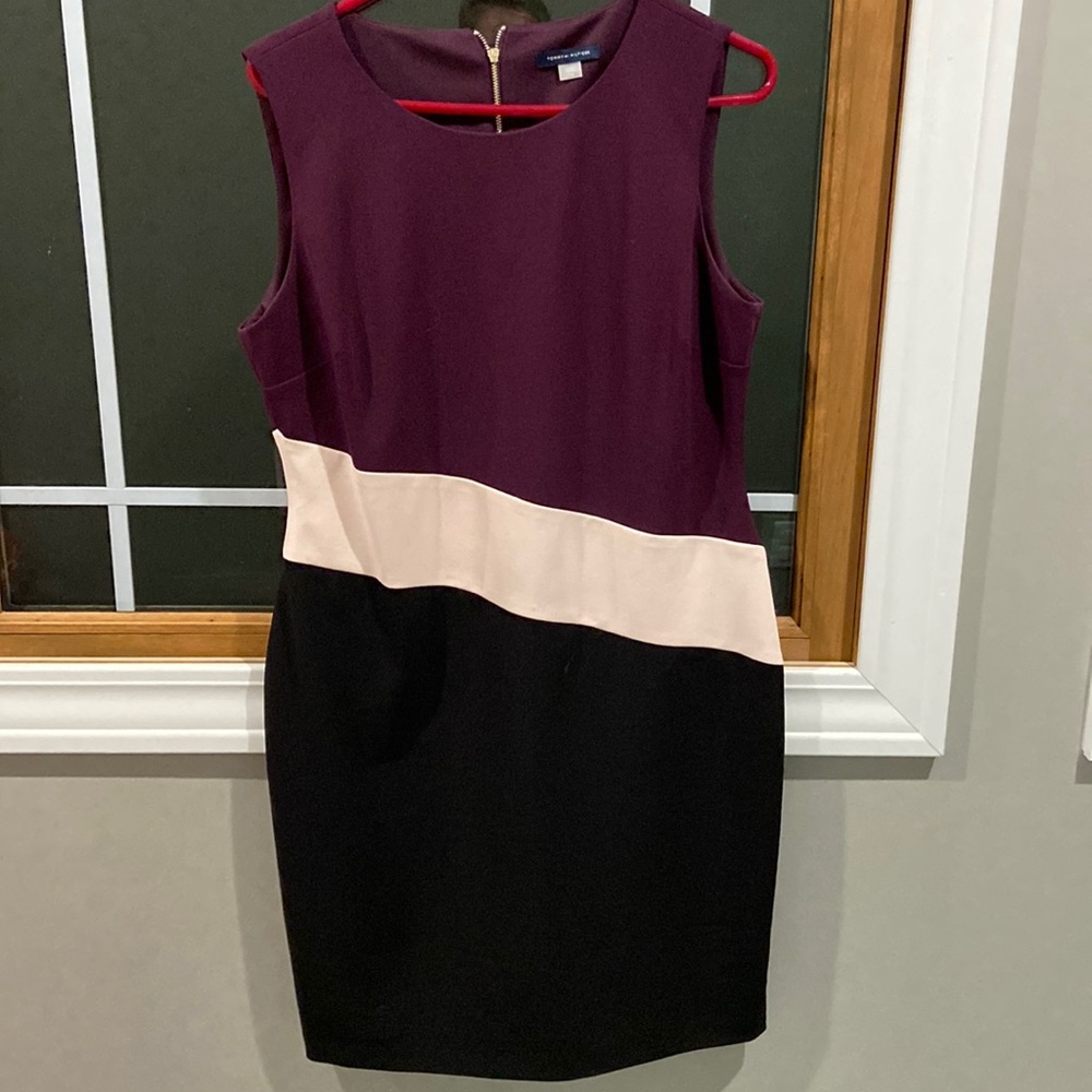 Tommy Hilfiger Dress. EUC. Size 14.